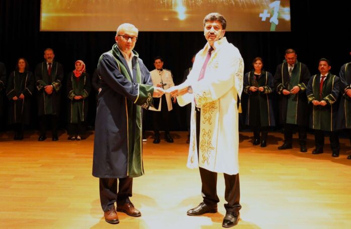 SUBÜ'de 2025-2026 Bahar Yarıyılı Genel Kurul Toplantısı ve Personel Ödülleri Yapıldı