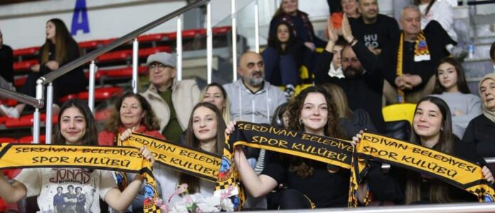 Serdivan Belediyesi Yıldız Kızlar Voleybolunda İl Finalinde İki Takımla Gurur Yaşadı