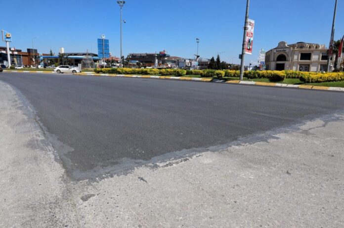 Sakarya'da Asfalt Sezonu Öncesi Yoğun Kullanımlı Yollarda İyileştirme Çalışmaları Başladı