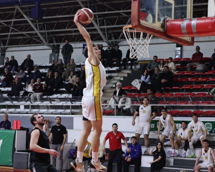 Serdivan Belediyesi Basketbol Ekibi Türkiye Şampiyonası Finalleri'nde Yer Alacak