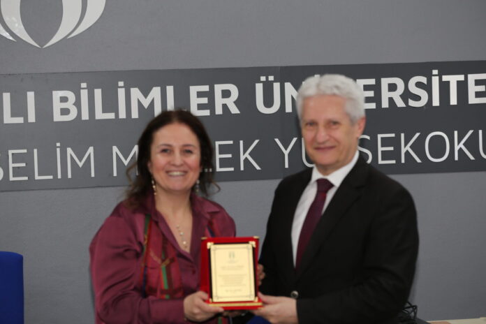 Kaynarca MYO’da Vergi ve Muhasebe Alanında Sektörle Buluşma Konferansı Yoğun İlgi Gördü