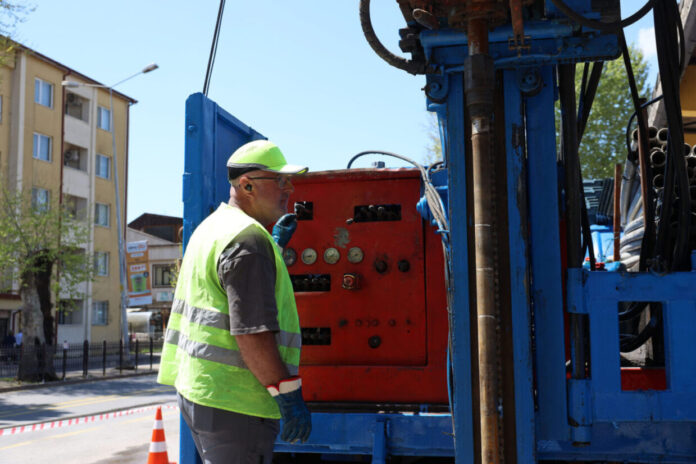 Sakarya Merkezde 13 Noktada Rayların Yeraltına Alınması İçin İlk Çalışmalar Başladı